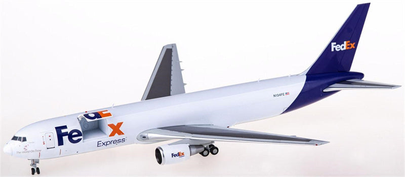 Geminijets FedEx Boeing 767-300ER N134FE Interactive Series 1:200 Diecast Model view 3