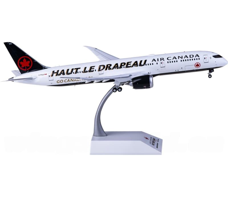 JC Wings Air Canada Boeing 787-9 C-FVLQ Flaps down 1:200 Aircraft Pre-built  Airliner Model Display