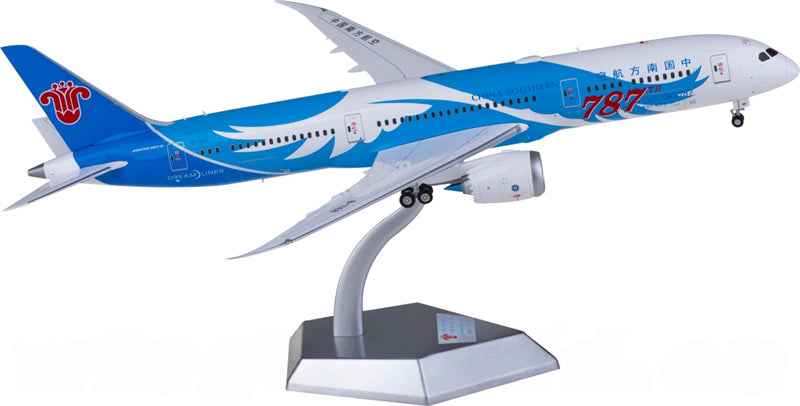 SQ Wings China Southern Boeing 787-9 B-1168 1:200 Diecast Model view 2