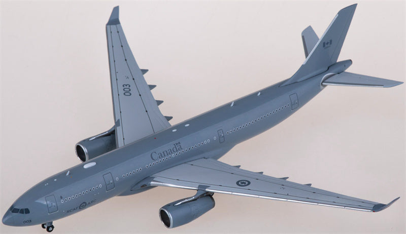 JC Wings RCAF Airbus CC-330 Husky 330003 1:400 Diecast Model view 2