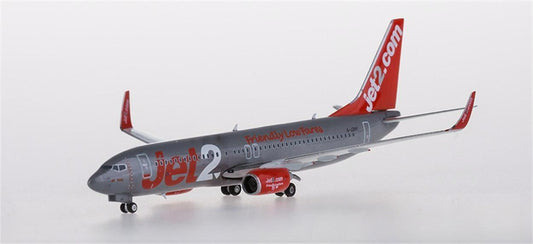 Phoenix Jet2 Boeing 737-800 G-JZHY 1:400 Diecast Model view 1
