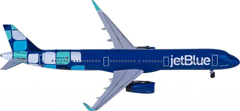 AeroClassics JetBlue Airbus A321 N982JB 1:400 Diecast Model view 2