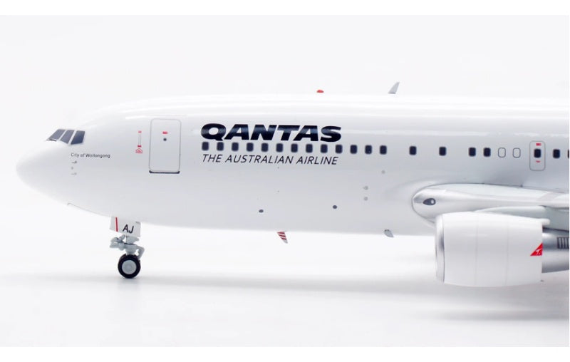 Inflight 1:200 Qantas B767-200 VH-EAJ  DIECAST Model