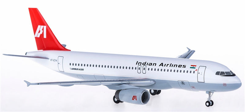 Hogan Indian Airlines Airbus A320 VT-EYH 1:200 ABS Model view 1