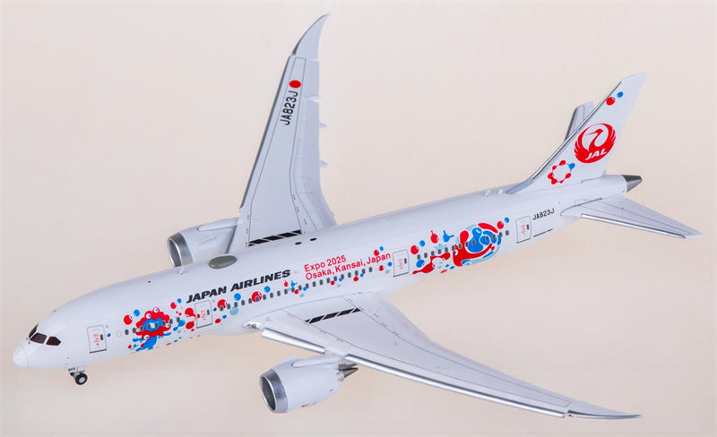 JC Wings 1:400 Japan Airlines Boeing 787-8 Dreamliner JA823J Flaps down Model