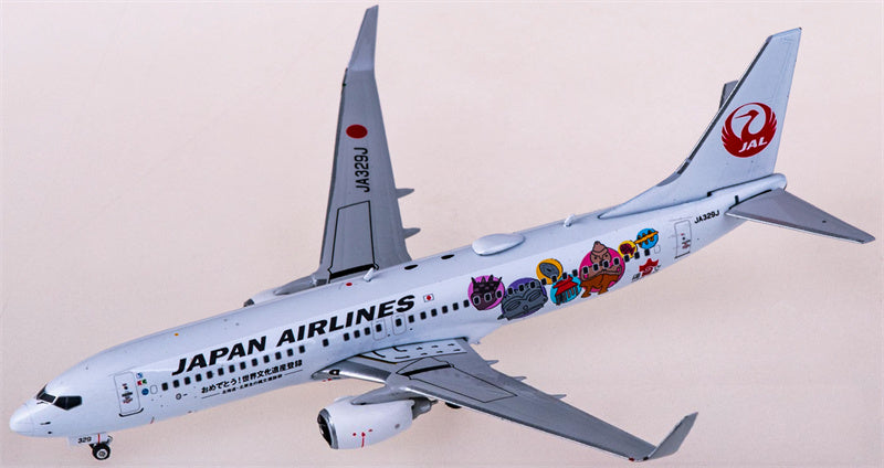 Phoenix Japan Airlines Boeing 737-800 JA329J 1:400 Diecast Model view 1