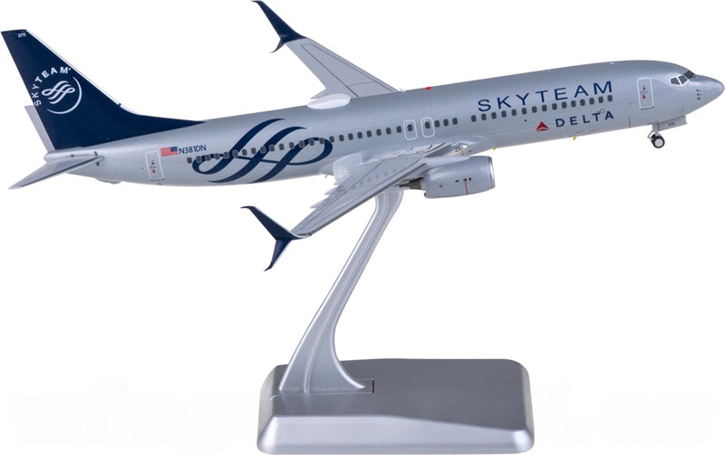 NG Models Delta Air Lines Boeing 737-800 N381DN Skyteam 1:200 Diecast Model view 1