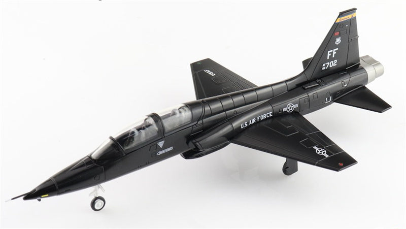 HOBBY MASTER T38A Talon 62-3702 7th FTS Hampton Langley AFB 2023 1:72 Aircraft Pre-built Model