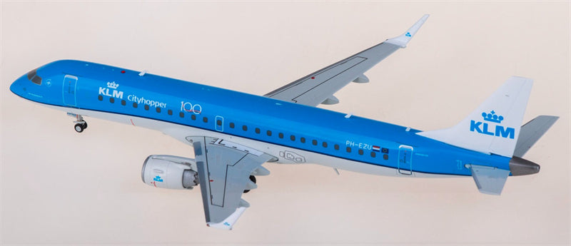 JC Wings KLM Embraer ERJ-190STD PH-EZU 1:200 Diecast Model view 2