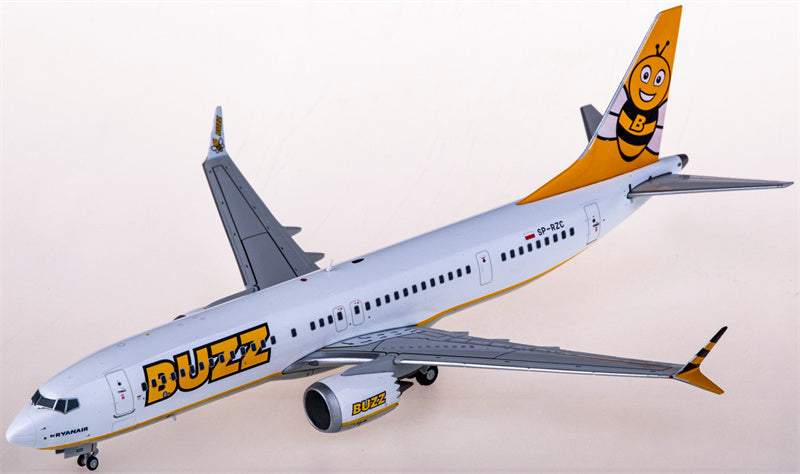 JC Wings Buzz Boeing 737 MAX 8 SP-RZC 1:200 Diecast Model view 2