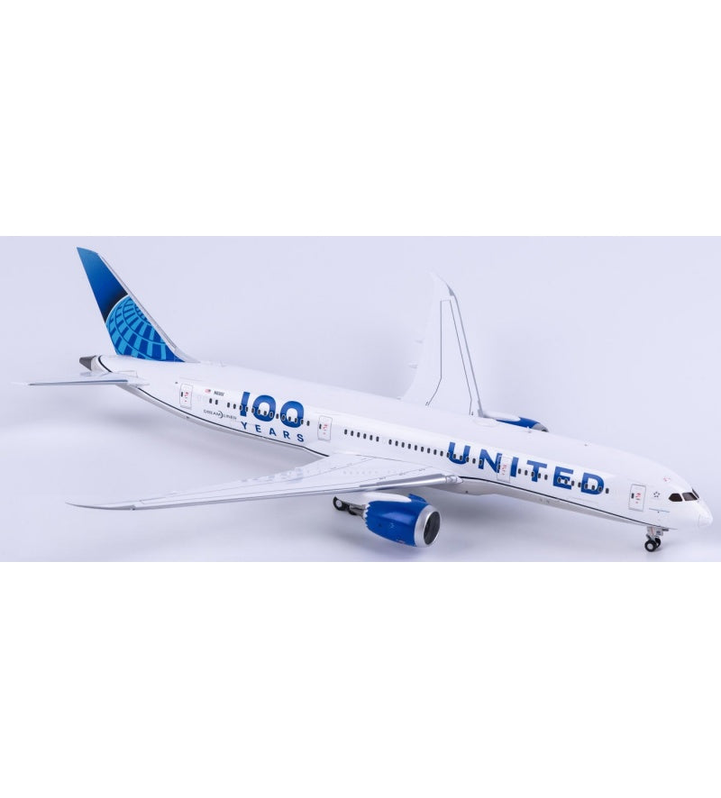 Geminijets 1:200 United Airlines Boeing 787-9 N61101  DIECAST Model