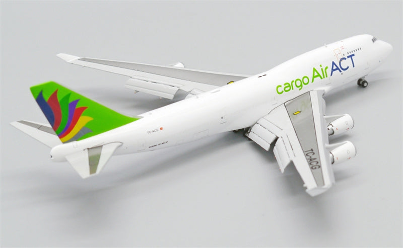 JC Wings Air ACT Cargo Boeing 747-400 TC-ACG Flaps Down 1:400 Diecast Model view 5