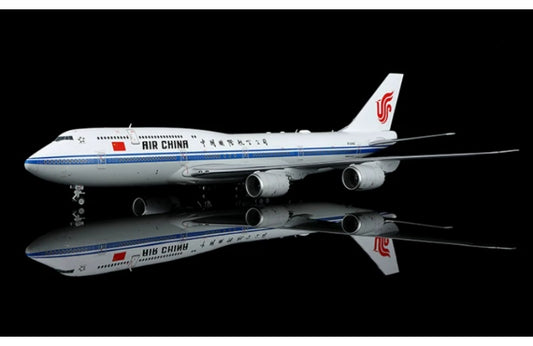 SQ Wings 1:200 Air China B747-8I B-2482 Standard Edition DIECAST Model