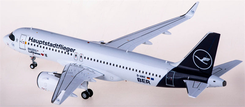 JC Wings Lufthansa Airbus A320neo D-AINZ 1:200 Diecast Model view 2