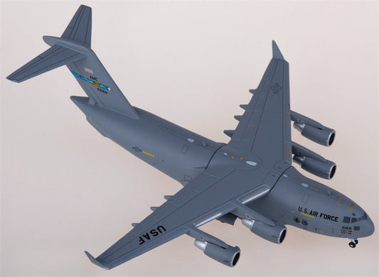 Geminijets USAF Boeing C-17A Globemaster III 06-6168 1:400 Diecast Model view 1