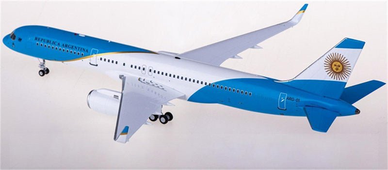 NG Models FAA Boeing 757-200 ARG-01 1:200 Diecast Model view 2