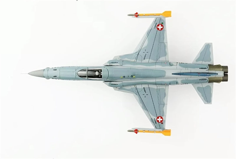 Hobby Master F-5E PA CAPONA J-3074 Swiss Air Force 2017 1:72 Airplane Pre-built Model