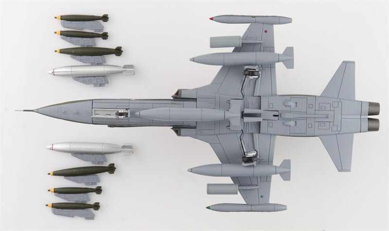 HOBBY MASTER F-5A / CF-116 Freedom Fighter 116727 434 Blunose Sqn. Canadian Forces 1979 1:72 Aircraft Pre-built Model