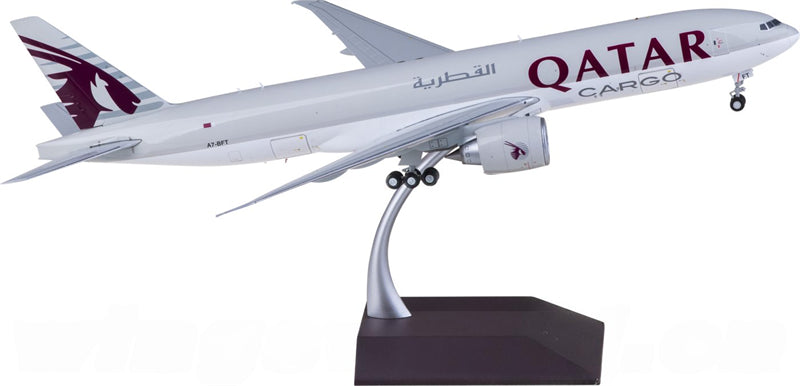 Geminijets Qatar Cargo Boeing 777-200LRF A7-BFT Cabin Open 1:200 Diecast Model view 1