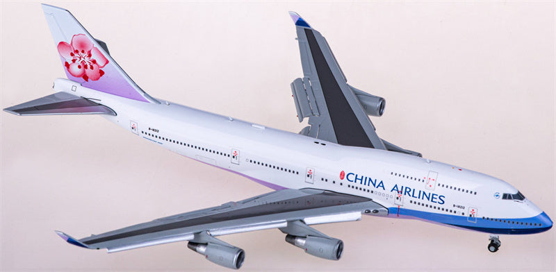 JC Wings China Airlines Boeing 747-400 B-18212 Flaps Down 1:400 Diecast Model view 3