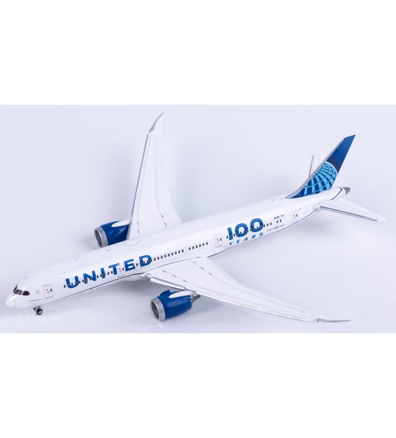 Geminijets 1:400 United Airlines Boeing 787-9 N61101 Flaps down DIECAST Model