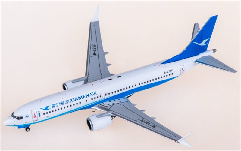NG Models XiamenAir Boeing 737 MAX 8 B-225F 1:400 Diecast Model view 2