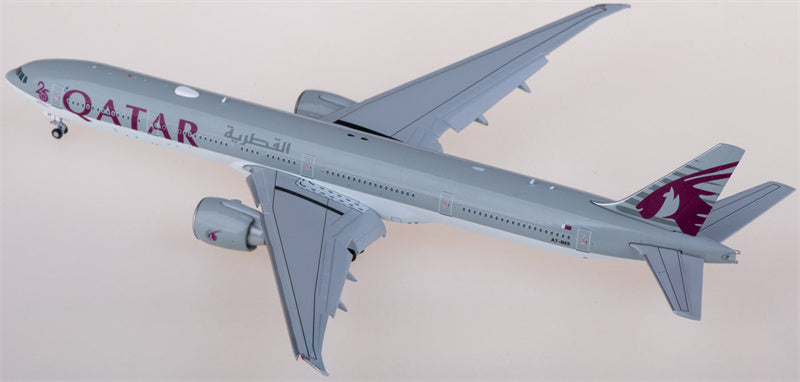 JC Wings Qatar Boeing 777-300ER A7-BEE Flaps Down 1:400 Diecast Model view 1
