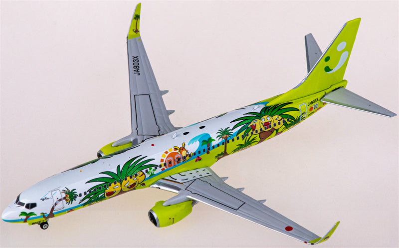 Phoenix Solaseed Air Boeing 737-800 JA803X 1:400 Diecast Model view 2