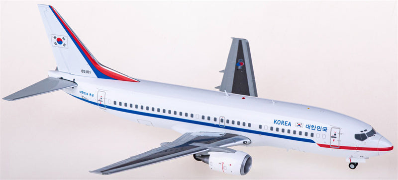 JC Wings ROKAF Boeing 737-300 85101 1:200 Diecast Model view 1