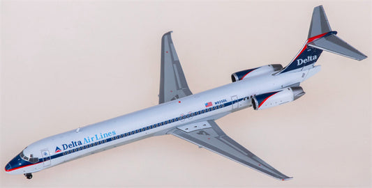 Geminijets Delta Air Lines McDonnell Douglas MD-88 N925DL 1:400 Diecast Model view 1