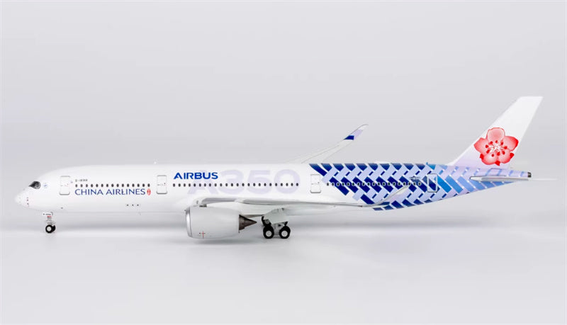 NG Models China Airlines Airbus A350-900 B-18918 regular version 1:400 Diecast Model view 2