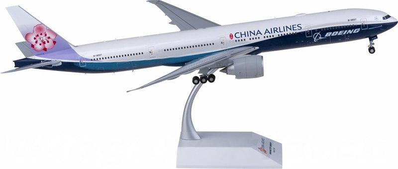 JC Wings China Airlines for Boeing 777-300ER Dreamliner B-18007 1:200 Airplane Pre-built Airliner Model Display