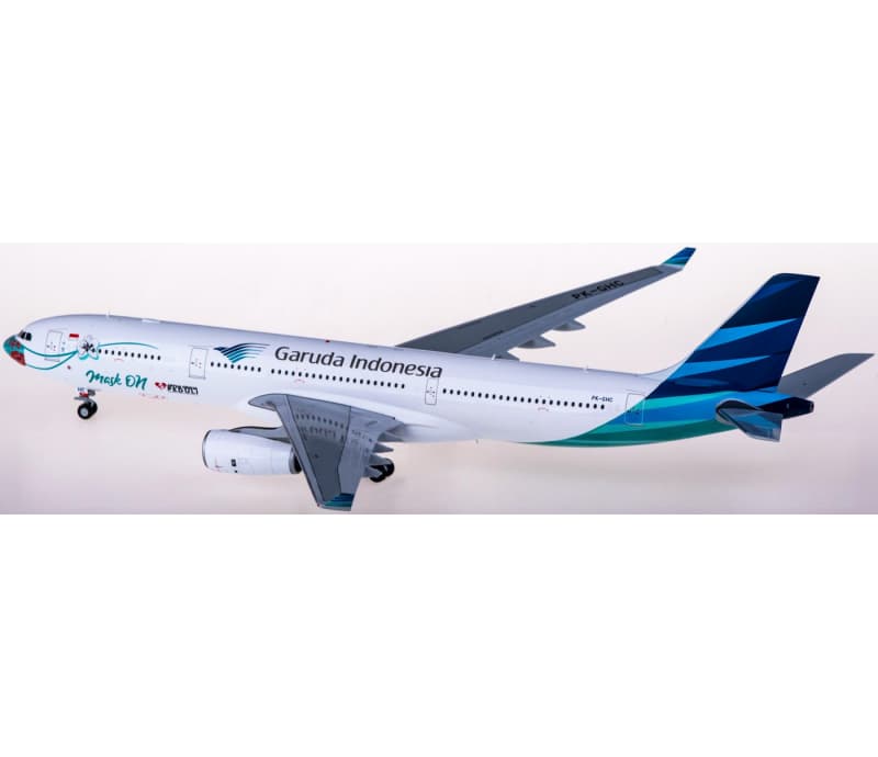 JC Wings Garuda Indonesia Airbus A330-300 PK-GHC 1:200 Aircraft Pre-built  Airliner Model Display