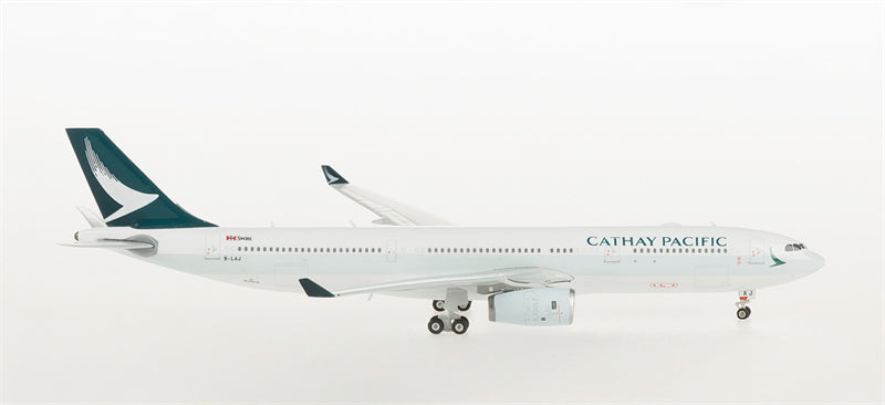 Phoenix 1:400 Cathay Pacific Airbus A330-300 B-LAJ  DIECAST Model