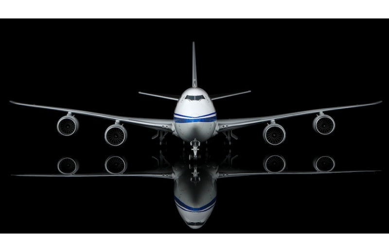 SQ Wings 1:200 Air China B747-8I B-2480 Standard Edition DIECAST Model