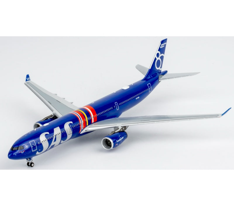 NG Models 1:400 SAS A330-300 LN-RKR Regular version DIECAST Model