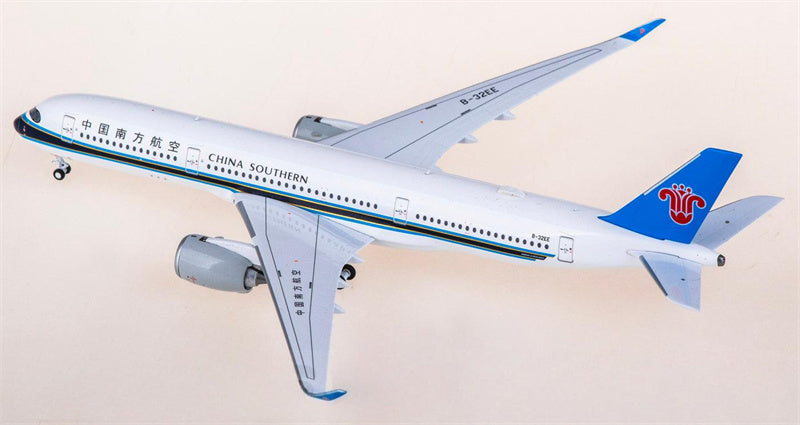 AeroPolaris China Southern Airbus A350-900 B-32EE 1:400 Aircraft Model