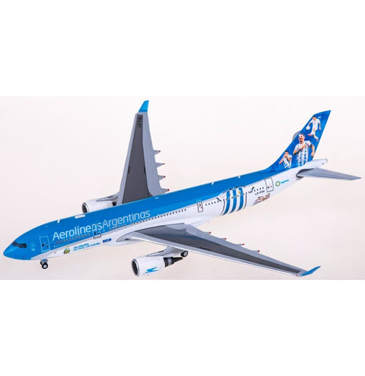 JC Wings Aerolineas Argentinas Airbus A330-200 LV-FVH 1:400 Aircraft Pre-built  Airliner Model Display
