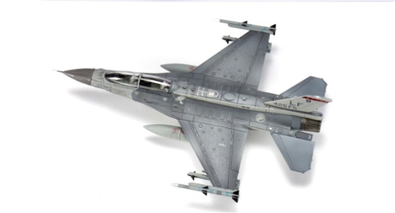Calibre Wings F-16D RSAF 425th FS Luke AFB 96-5035 1:72 Airplane Pre-built Model