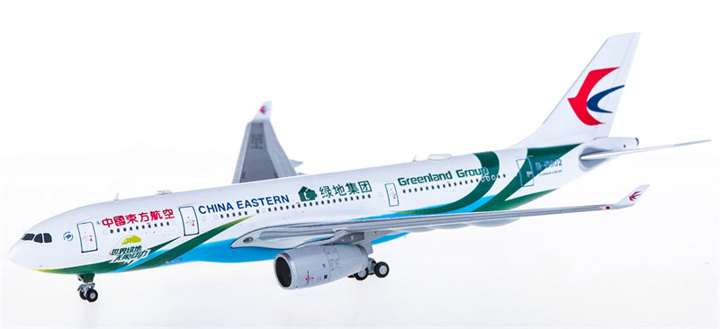 JC Wings China Eastern Airbus A330-200 B-5902 1:400 Diecast Model view 2