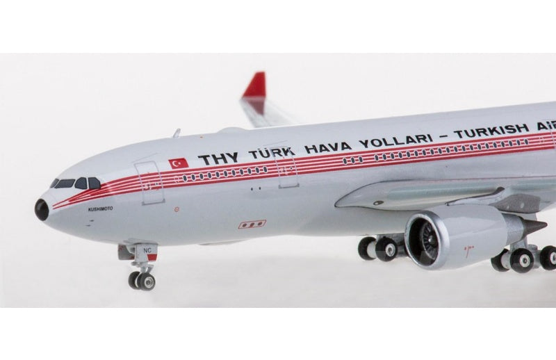 Phoenix Turkish Airlines Airbus A330-200 TC-JNC 1:400 Aircraft Pre-built  Airliner Model Display