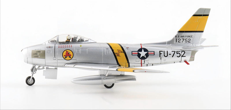 HOBBY MASTER USAF F-86E 334th FIS 1:72 Model 1952 George Andrew Davis Jr.51-2752