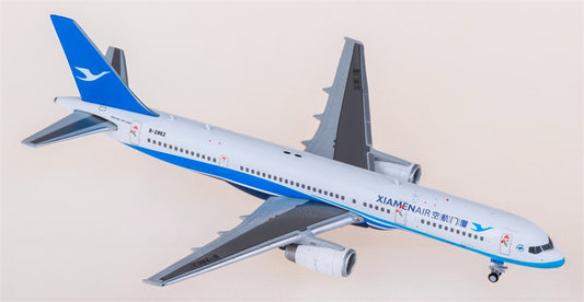 Undefined Collectibles XiamenAir Boeing 757-200 B-2862 1:400 Aircraft Pre-built  Airliner Model Display