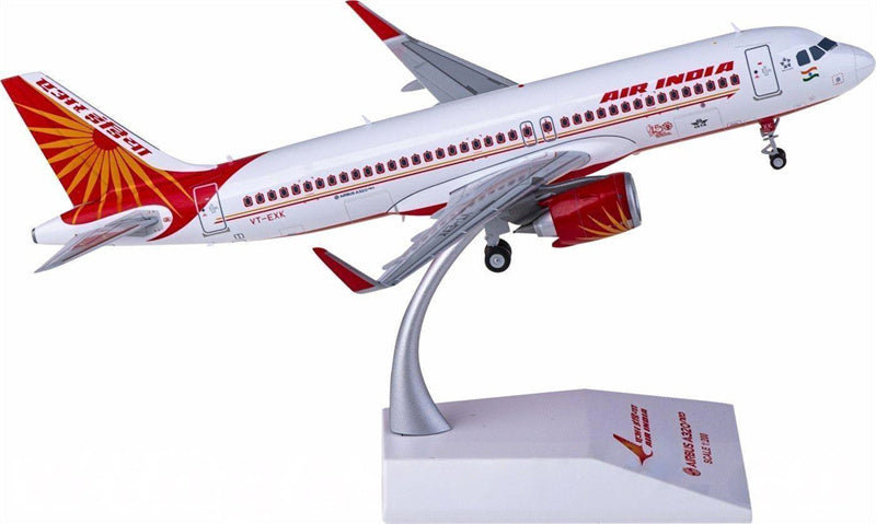 JC Wings Air India Airbus A320neo VT-EXK 1:200 Diecast Model view 1