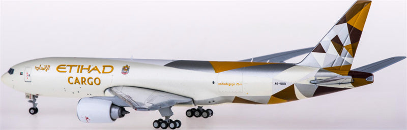 JC Wings Etihad Cargo Boeing 777-200F A6-DDD 1:400 Diecast Model view 2