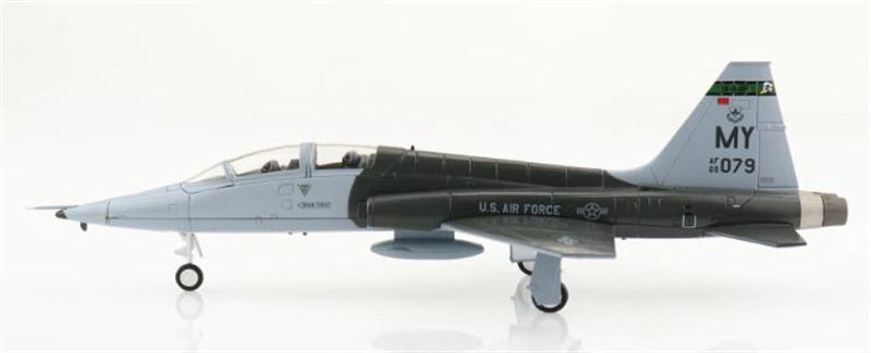 HOBBY MASTER T-38C Talon 69-7079, 49th FTS "Black Knights", Moody AFB, Georgia 2006 1/72 Aircraft Pre-built Model