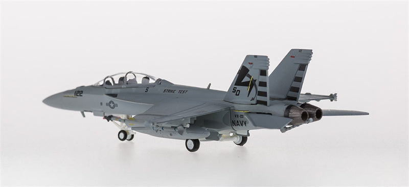Hogan F/A-18F Super Hornet VX-23 Salty Dogs SD 122 1:200 Diecast Model view 2