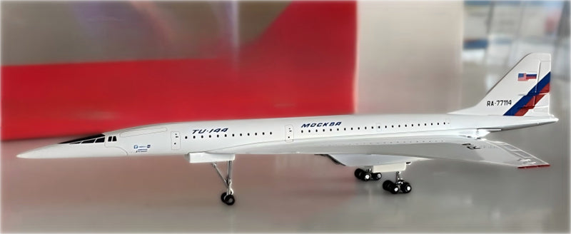 Herpa 1:400 NASA Tupolev TU-144LL RA-77114  DIECAST Model