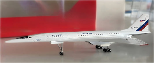 Herpa 1:400 NASA Tupolev TU-144LL RA-77114  DIECAST Model