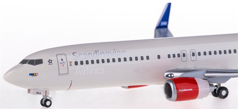 Hogan SAS Boeing 737-800 LN-RGA 1:200 ABS Model view 3